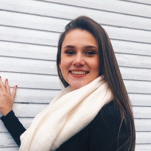 Meet your Posher, Delaney